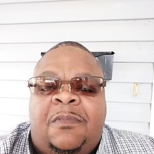 Meet your Posher, Hillary